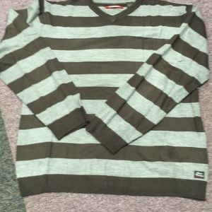 Men’s sweater. Excellent